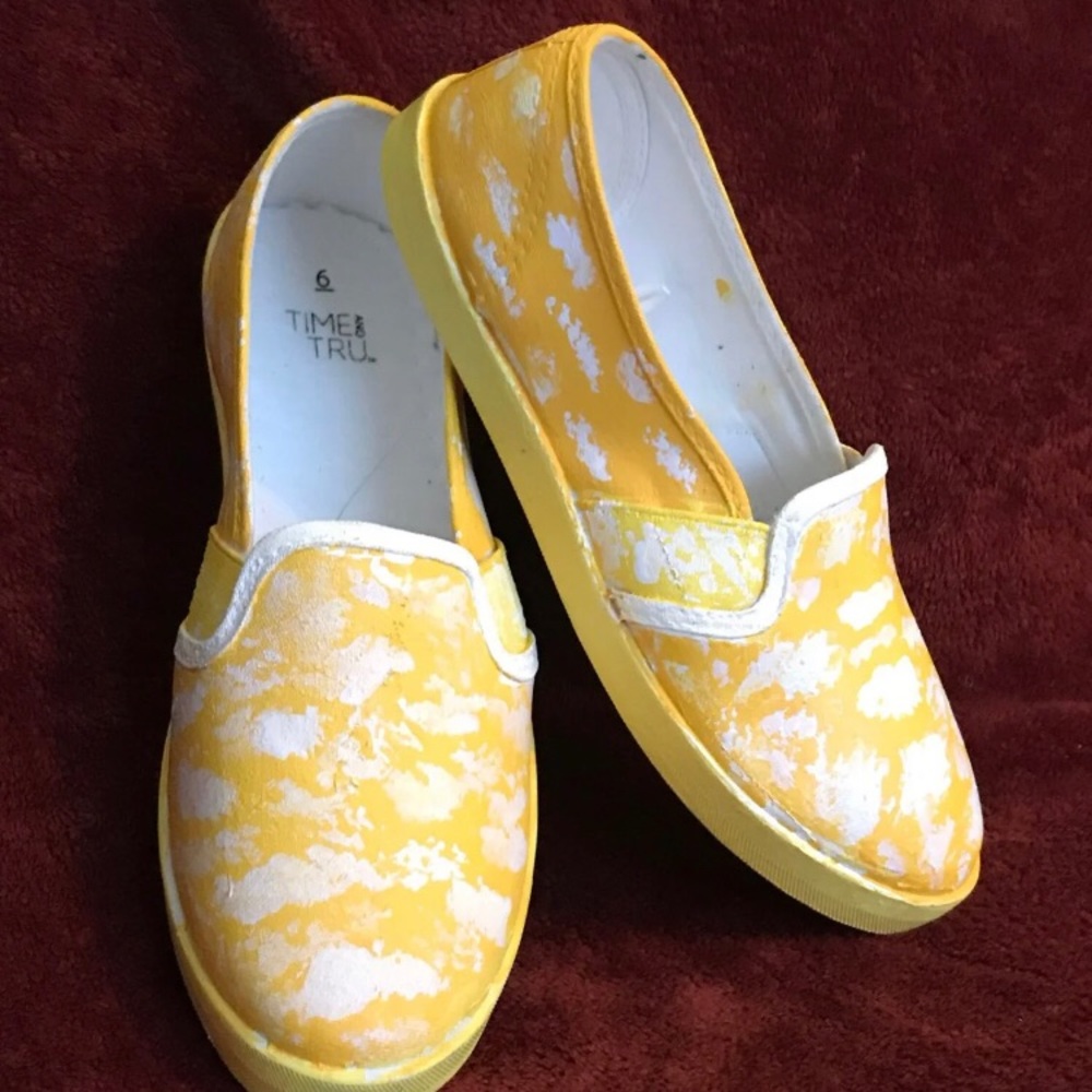 Yellow sunset custom slide-ons size6